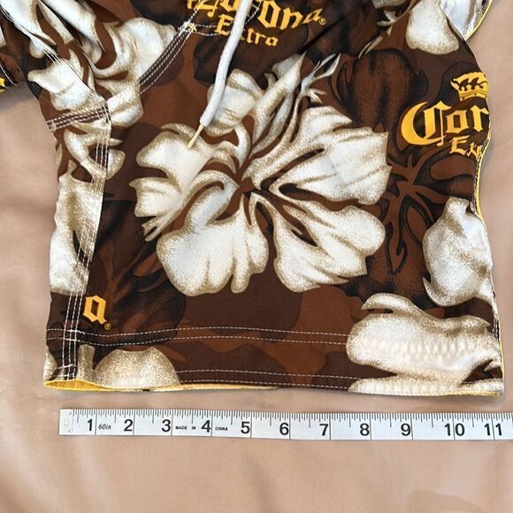 Mens Corona brown “Hawaiian” flowered shorts based on waist sz is S/M GUC - Picture 11 of 12